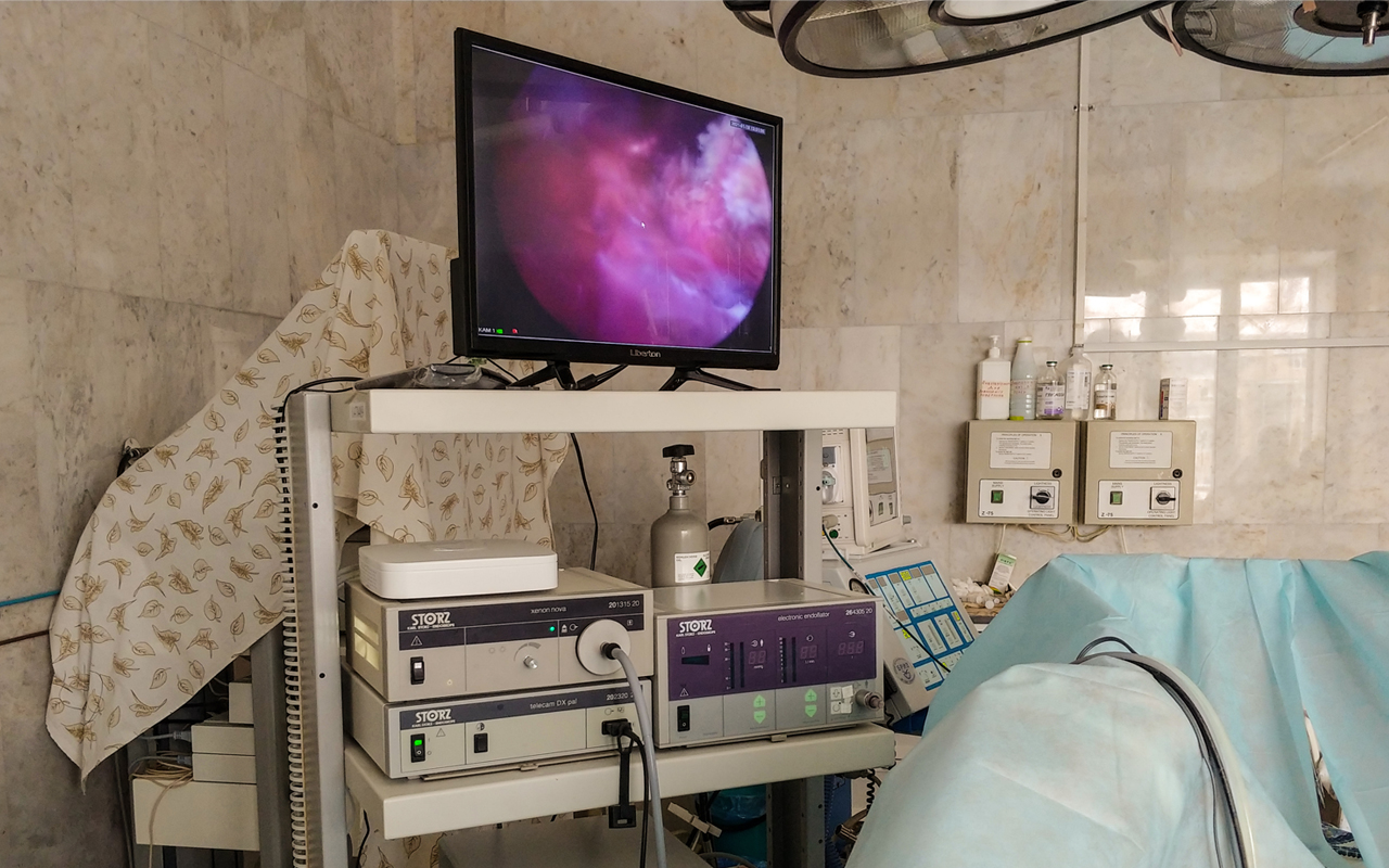 Перша трансуретральна резекці в Чернівецькій області за допомогою біполярного резектоскопа проведена в стінах нашого онкоцентру. 4